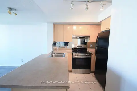 1 Elm Drive W 1601
