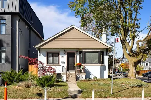 54 East Drive