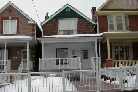 190 campbell (main floor) Avenue