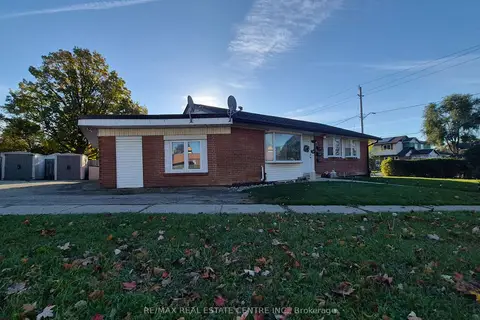 7 Rexway Drive