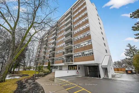 212 Kerr Street 702