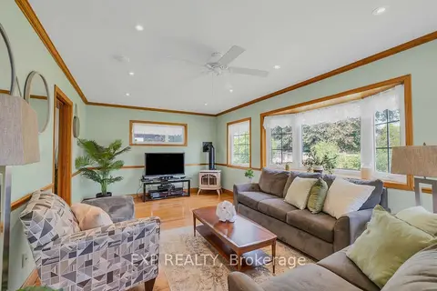 6 Jardine Place