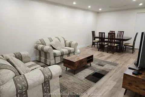 8 Tina Court