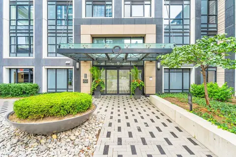 9 Mabelle Avenue 1516