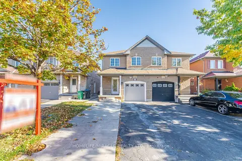33 Ridgefield Court