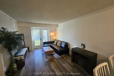 1421 Walkers Line 103