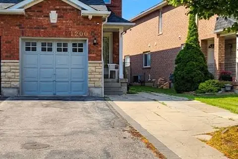 1200 Foxglove Place