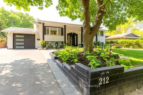 212 Lockhart Drive