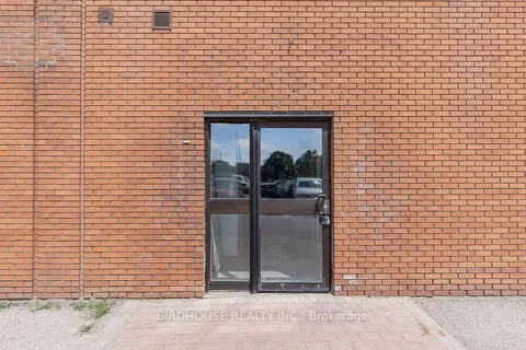 189 Kent Street W 106