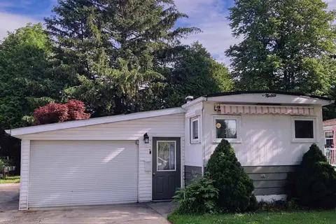18 Sutton Drive