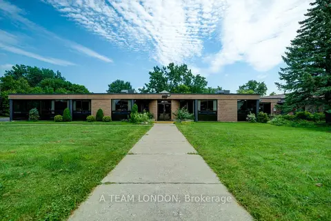 1540 North Routledge Park
