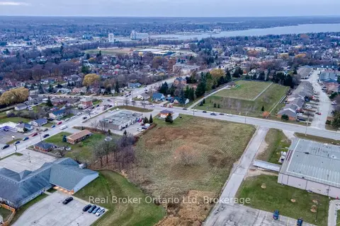 Pt Lot 1 8th Street E