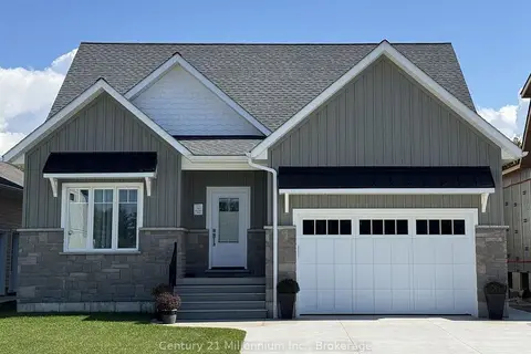 3 Grenville Street N