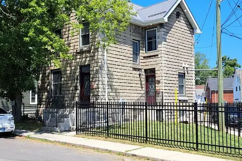 45 Chestnut Street