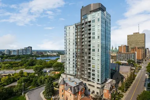 428 Sparks Street 907