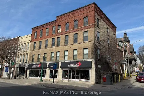 2 King Street W