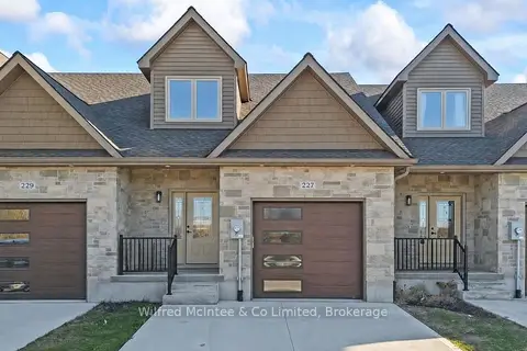 227 Saugeen Street