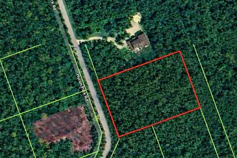 27 Huron Park Road
