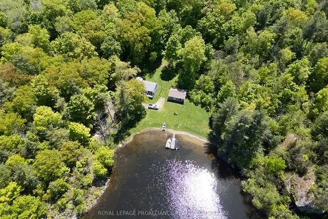 1122 Gananoque Lake Road