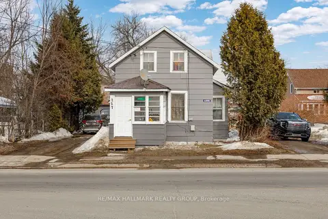 229 Gore Street E