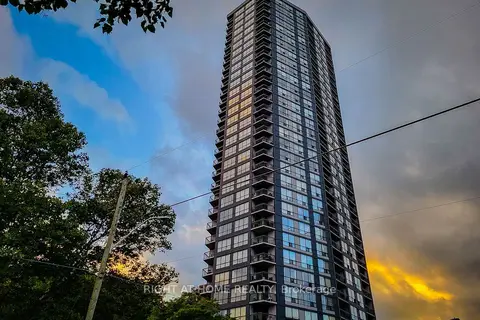 150 Charlton Avenue E 601