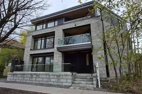 112 Queen Elizabeth Drive