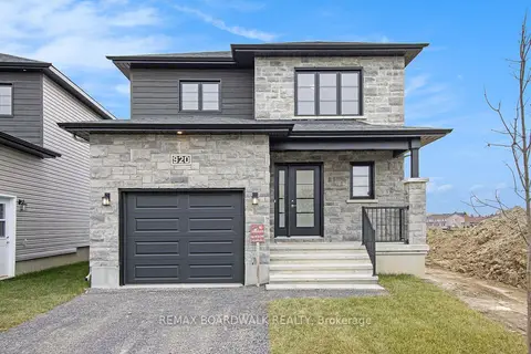 1145 MONTBLANC Crescent