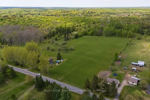 13 Lakeside Drive