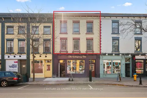 79 King Street W 401