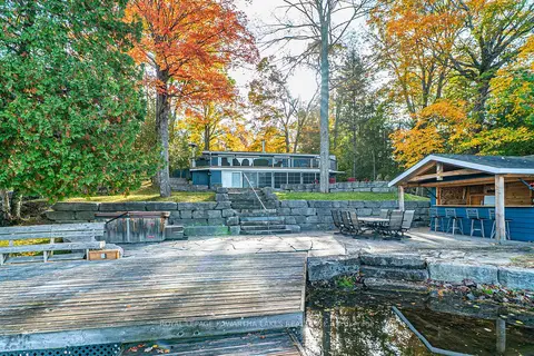 147 Lightning Point Road