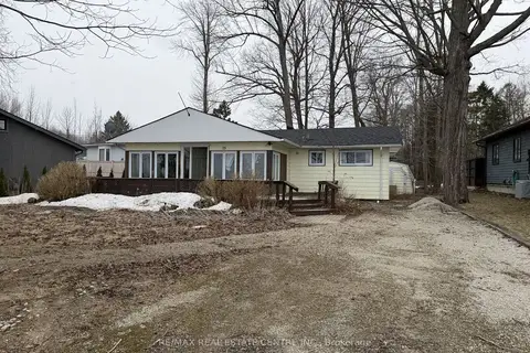 35 Lakeside Avenue