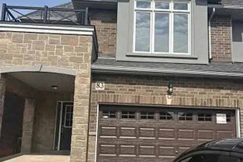 83 Pinot Crescent