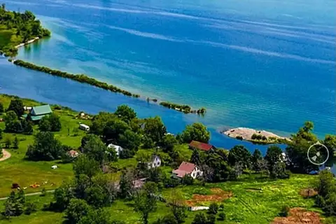 40 Fisherman's Cove Lane