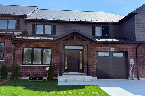 8 GOLF LINKS Road Unit 3