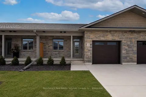 62 Cavalier Crescent
