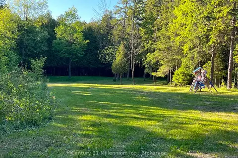 627383 15 Side Road