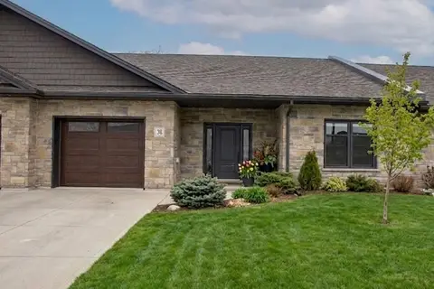 1182 Queen Street 38