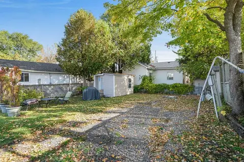 3535 St. Joseph Boulevard 33