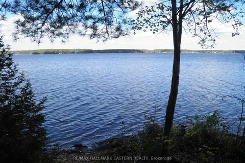 1420 Island 76 Stoney Lake
