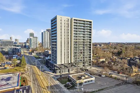 741 King Street W 107