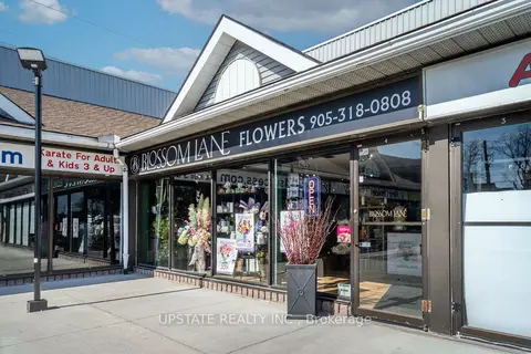 1760 Upper James Street 4