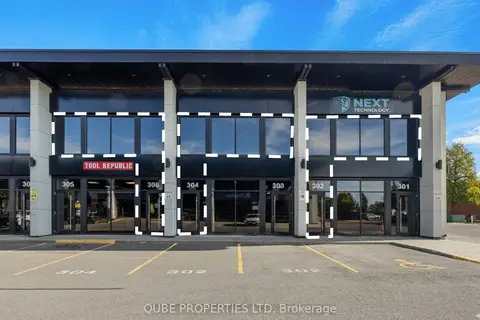 2310 St Laurent Boulevard 304