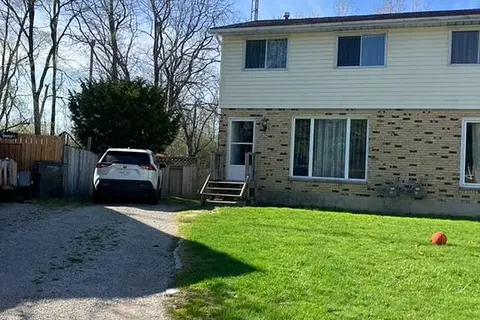 560 Short Street