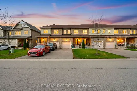 7790 White Pine Crescent