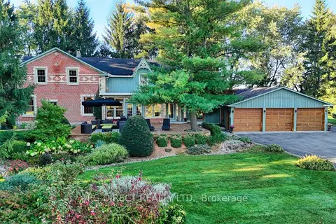 7812 Guelph Nichol Townline