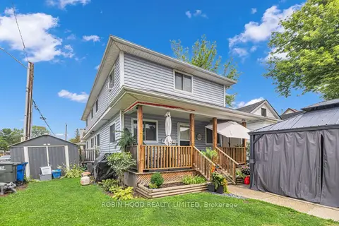 406 Glengarry Avenue