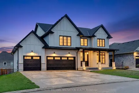 8 Edgeview Crescent W