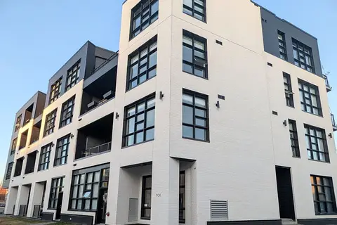101 Pinhey Street 304