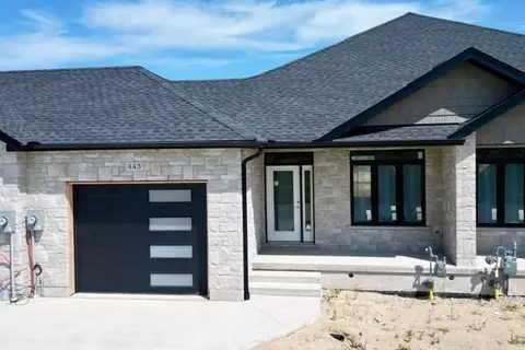 443 IVINGS Drive