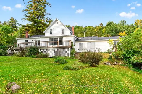 1 Pond Street
